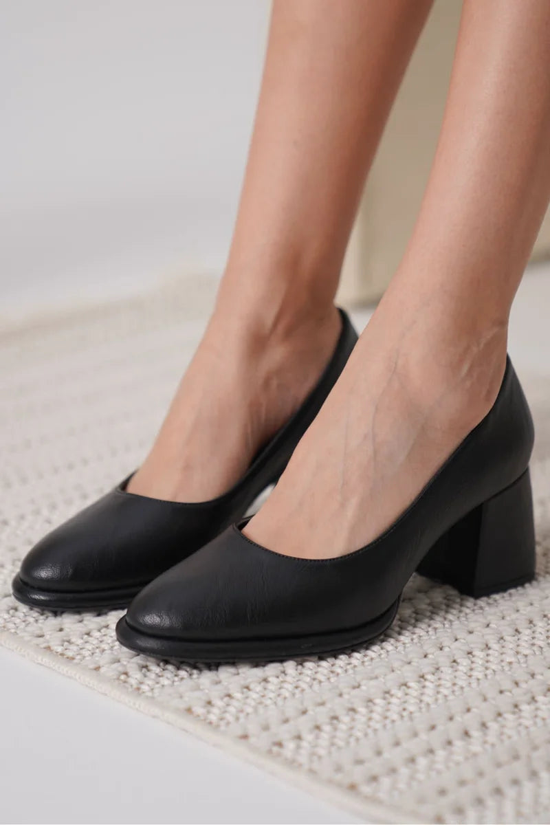 Siyah Cilt Kadın Stiletto Kadın Ayakkabı