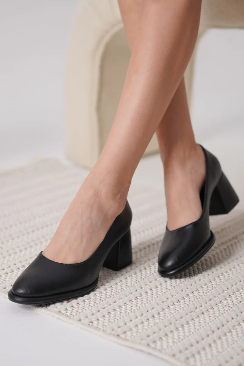 Siyah Cilt Kadın Stiletto Kadın Ayakkabı
