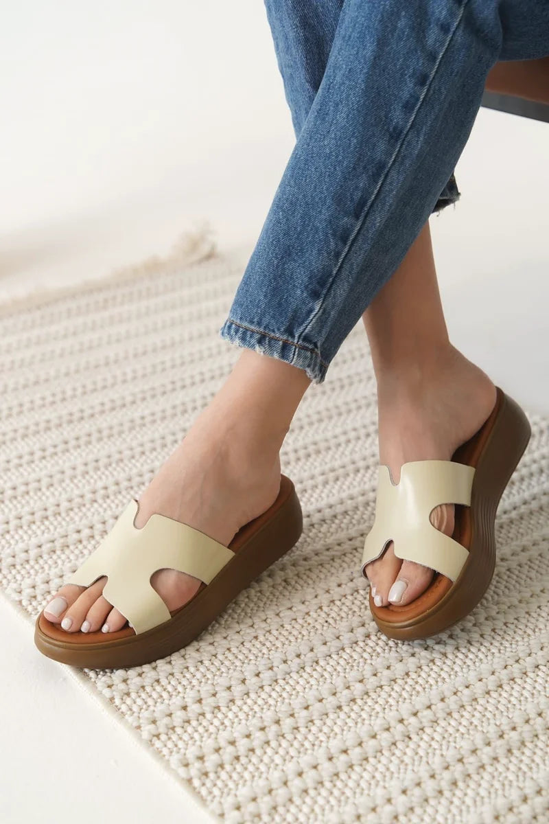 Bej Hakiki Deri Terlik Kadın Ayakkabı Stiletto
