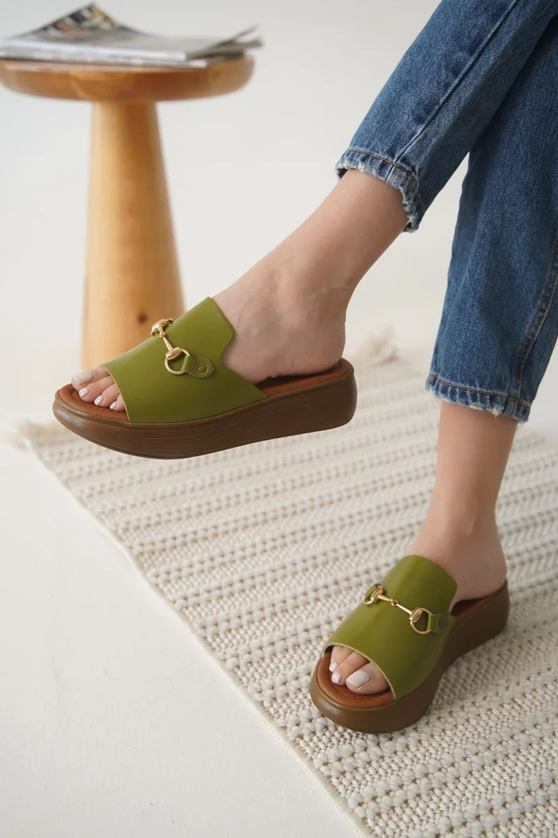 Haki Yeşili Hakiki Deri Terlik Kadın Ayakkabı