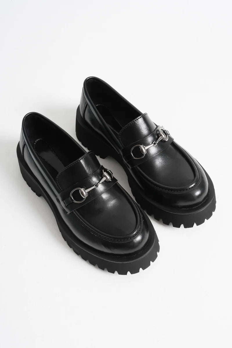 Toka Detaylı Siyah Günlük Loafer Ayakkabı