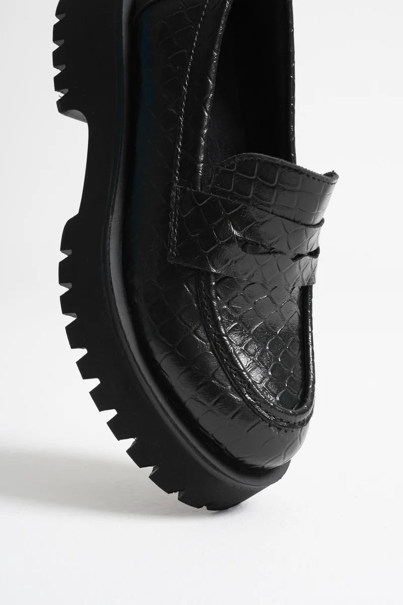 Kadın Günlük Siyah Kroko Loafer Ayakkabı