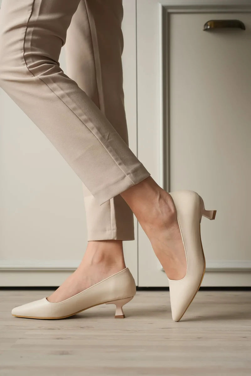 Bej Kadın Günlük Stiletto Ayakkabı Kadın Ayakkabı