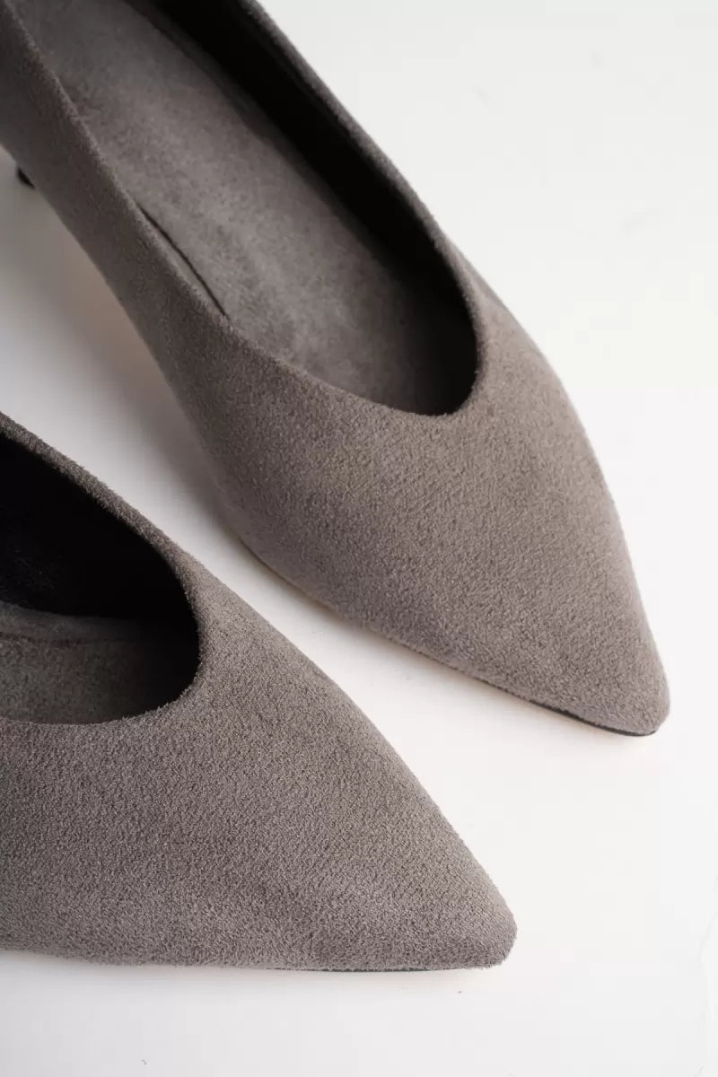Kadın Gri Süet İnce Topuklu Stiletto