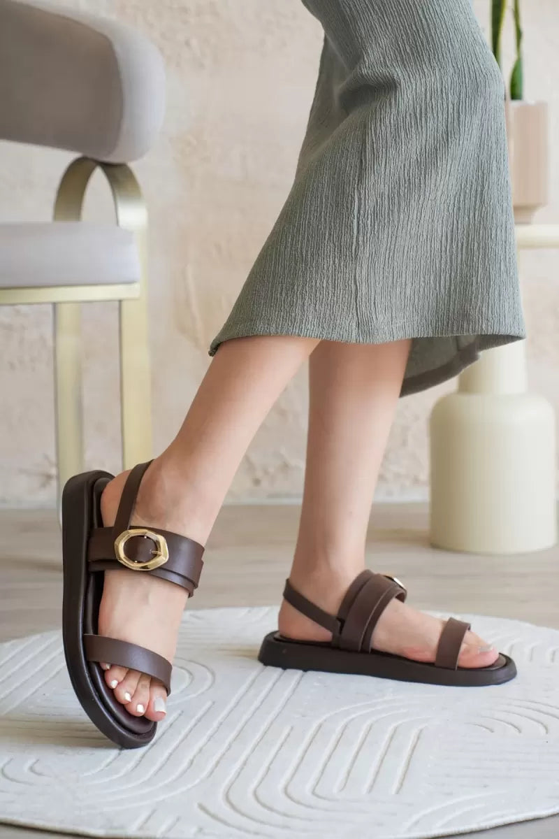 Kadın Acı Kahve 2cm Topuk Boyu Yazlık Rahat Sandalet TR27MY05C