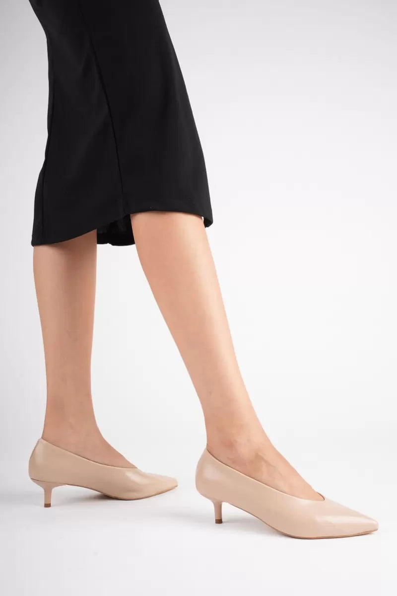 Kadın Bej İnce Topuklu Stiletto