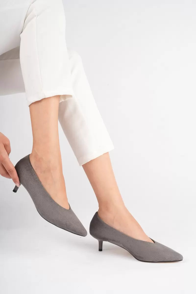 Kadın Gri Süet İnce Topuklu Stiletto