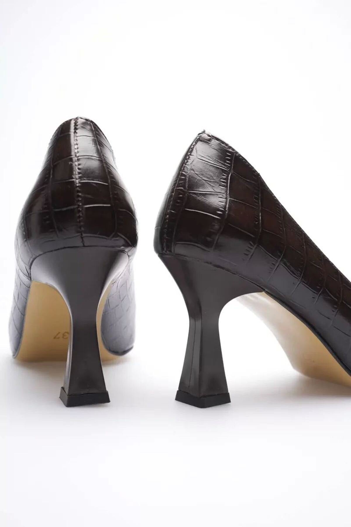 Siyah Topuklu Kadın Stiletto TR20MS02A
