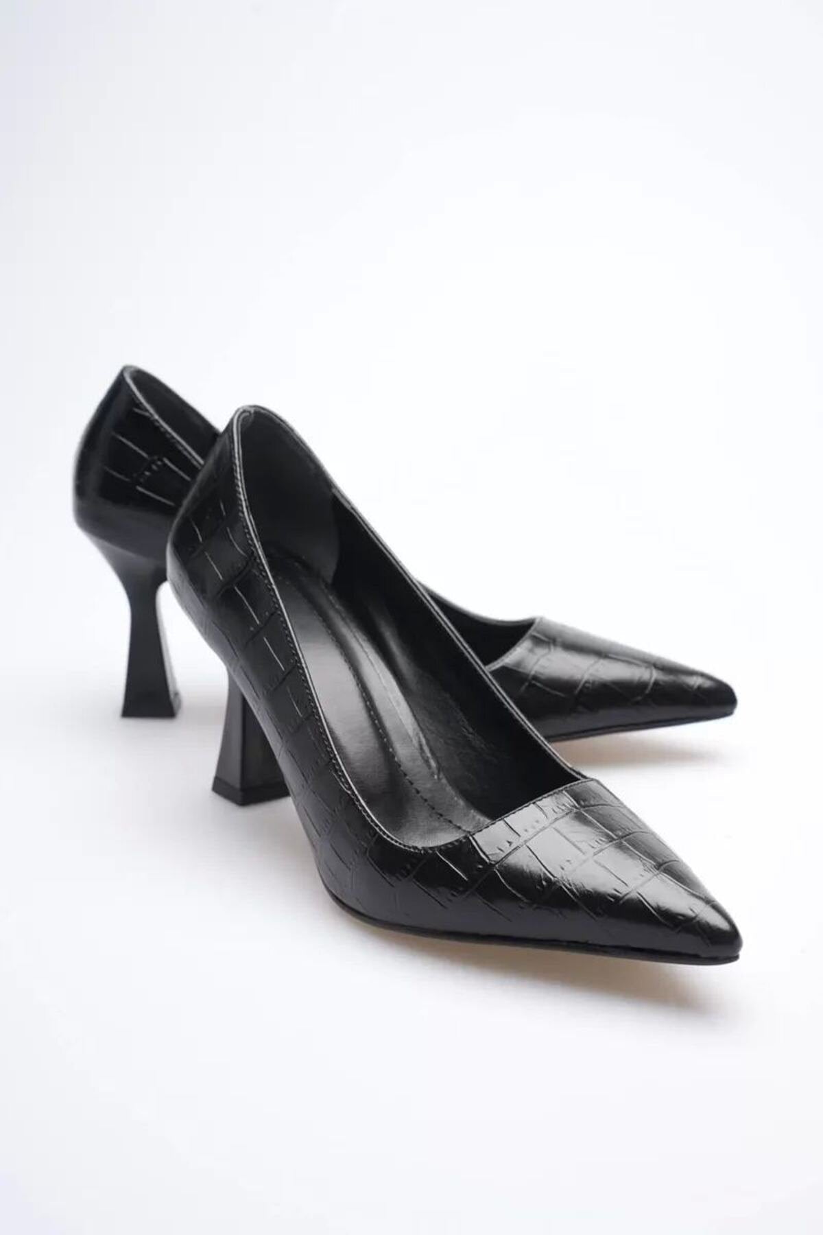 Siyah Topuklu Kadın Stiletto TR20MS02A