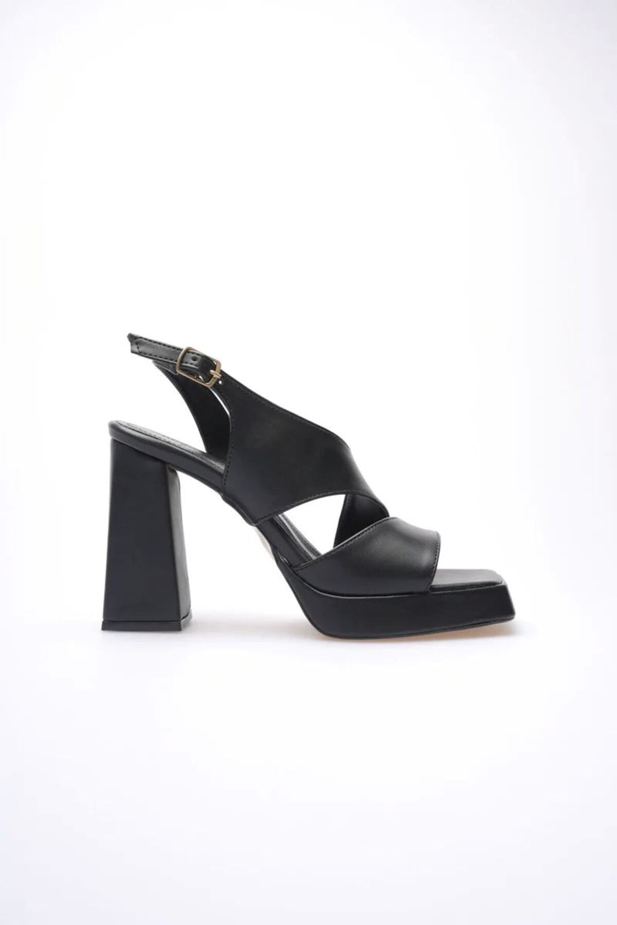 Siyah Kadın Topuklu Platform Sandalet Dolgu Topuklu