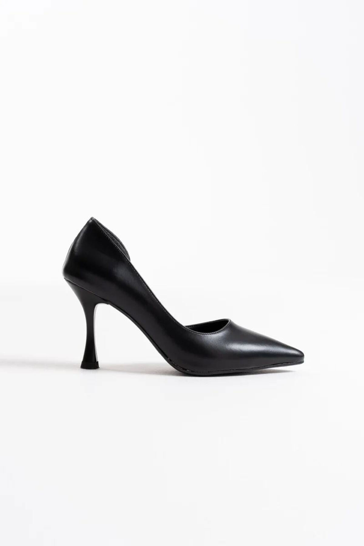 Kadın Siyah Cilt Topuklu Ayakkabı Slip-on Sivri