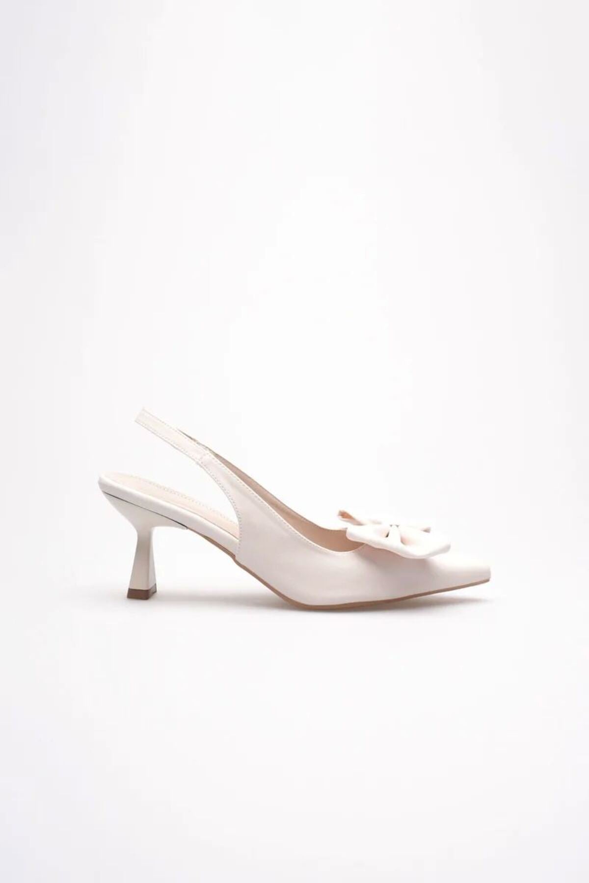 Bej Fiyonklu Kitten Topuklu Slingback Kadın Ayakkabı Sivri