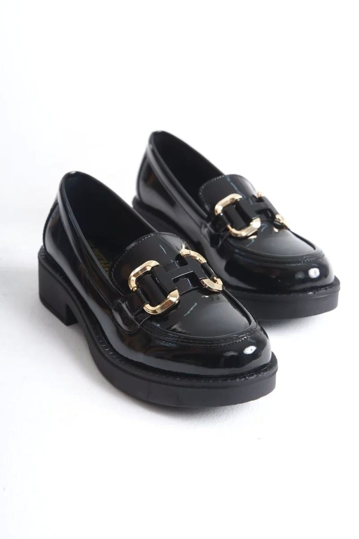 Rugan Siyah Gold Tokalı Kadın Loafer Bantlı