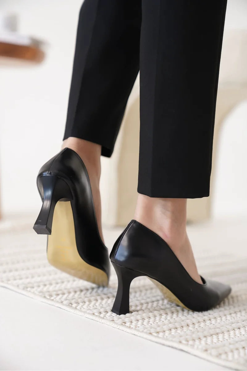 Kadın Siyah Stiletto TR12MS06A