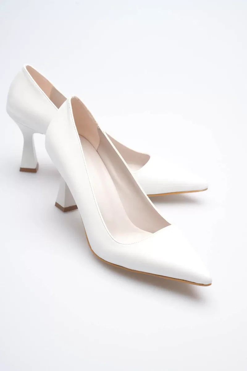 Beyaz Topuklu Kadın Stiletto TR20MS02B