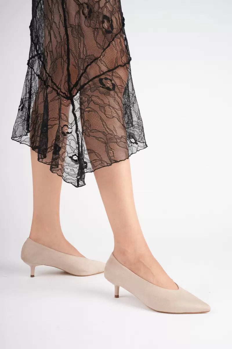 Kadın Bej Süet İnce Topuklu Stiletto