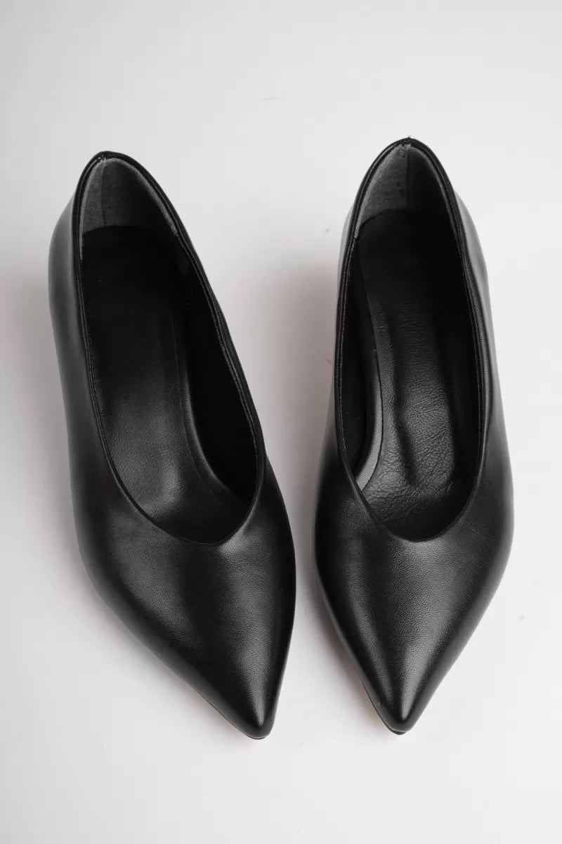 Kadın Siyah İnce Topuklu Stiletto