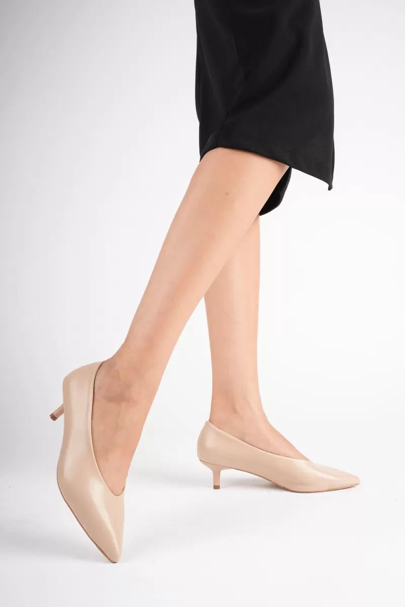 Kadın Bej İnce Topuklu Stiletto