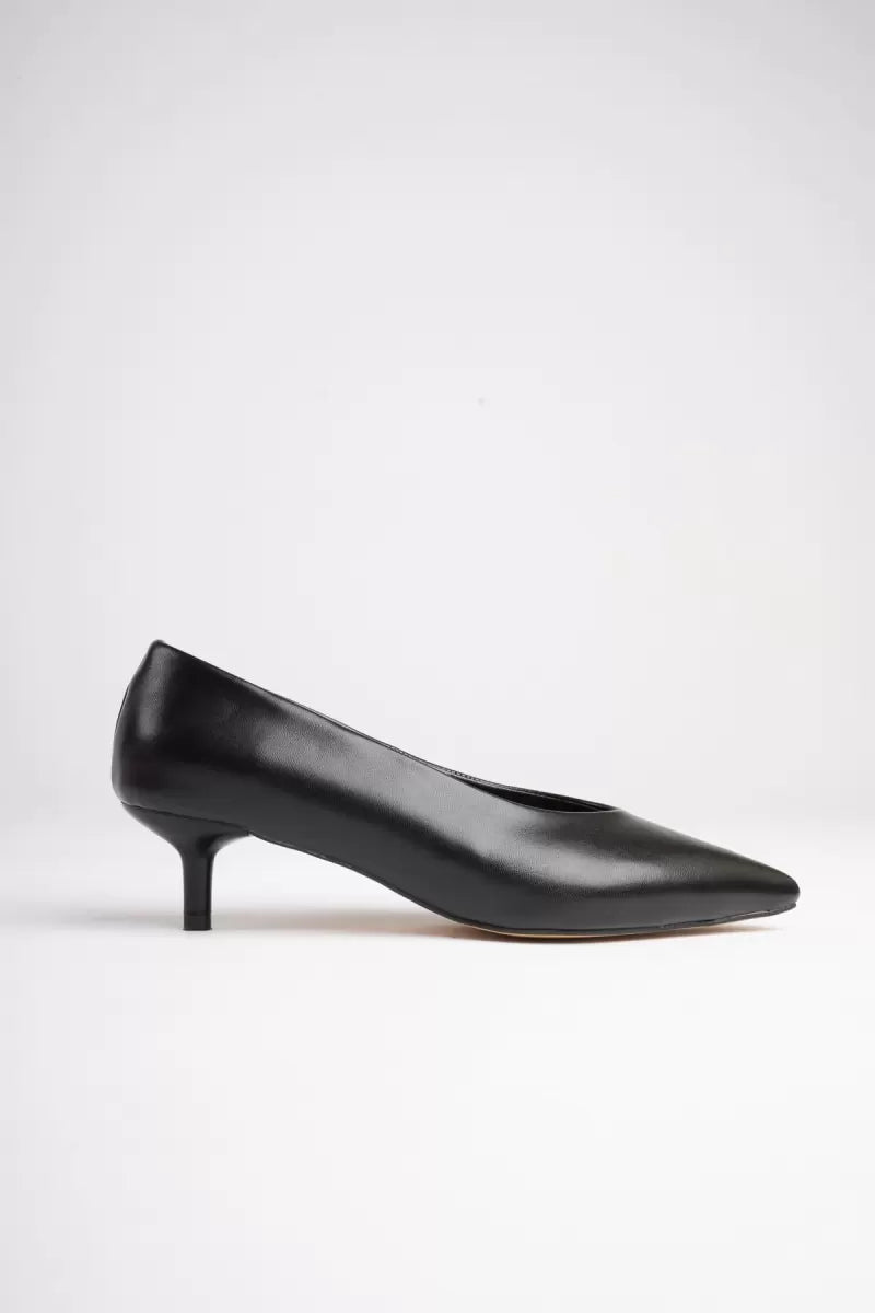 Kadın Siyah İnce Topuklu Stiletto