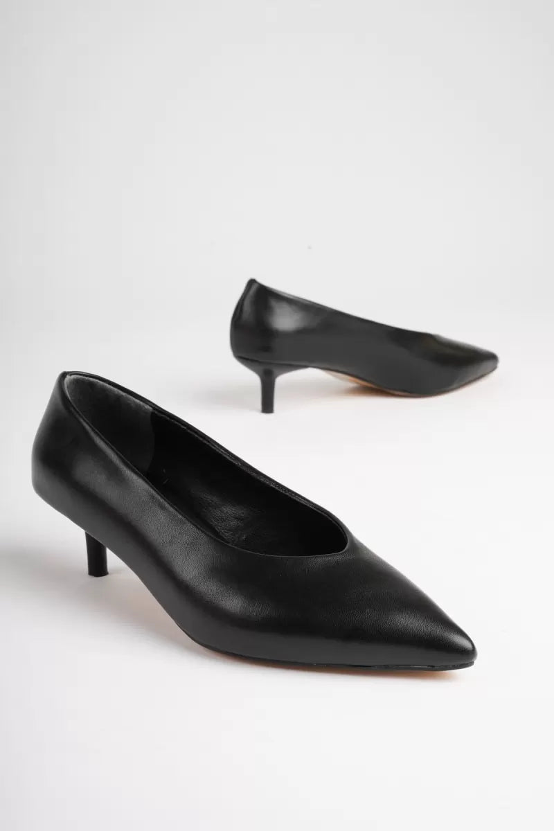 Kadın Siyah İnce Topuklu Stiletto