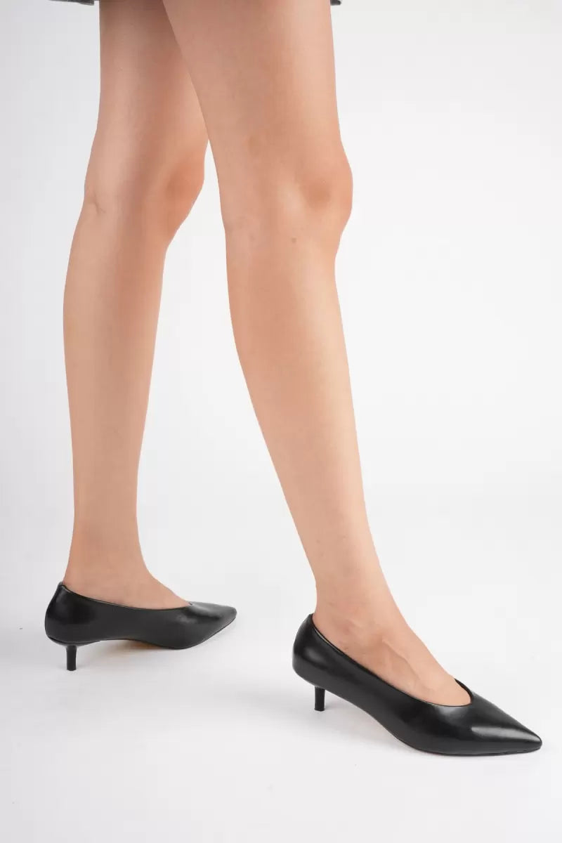 Kadın Siyah İnce Topuklu Stiletto