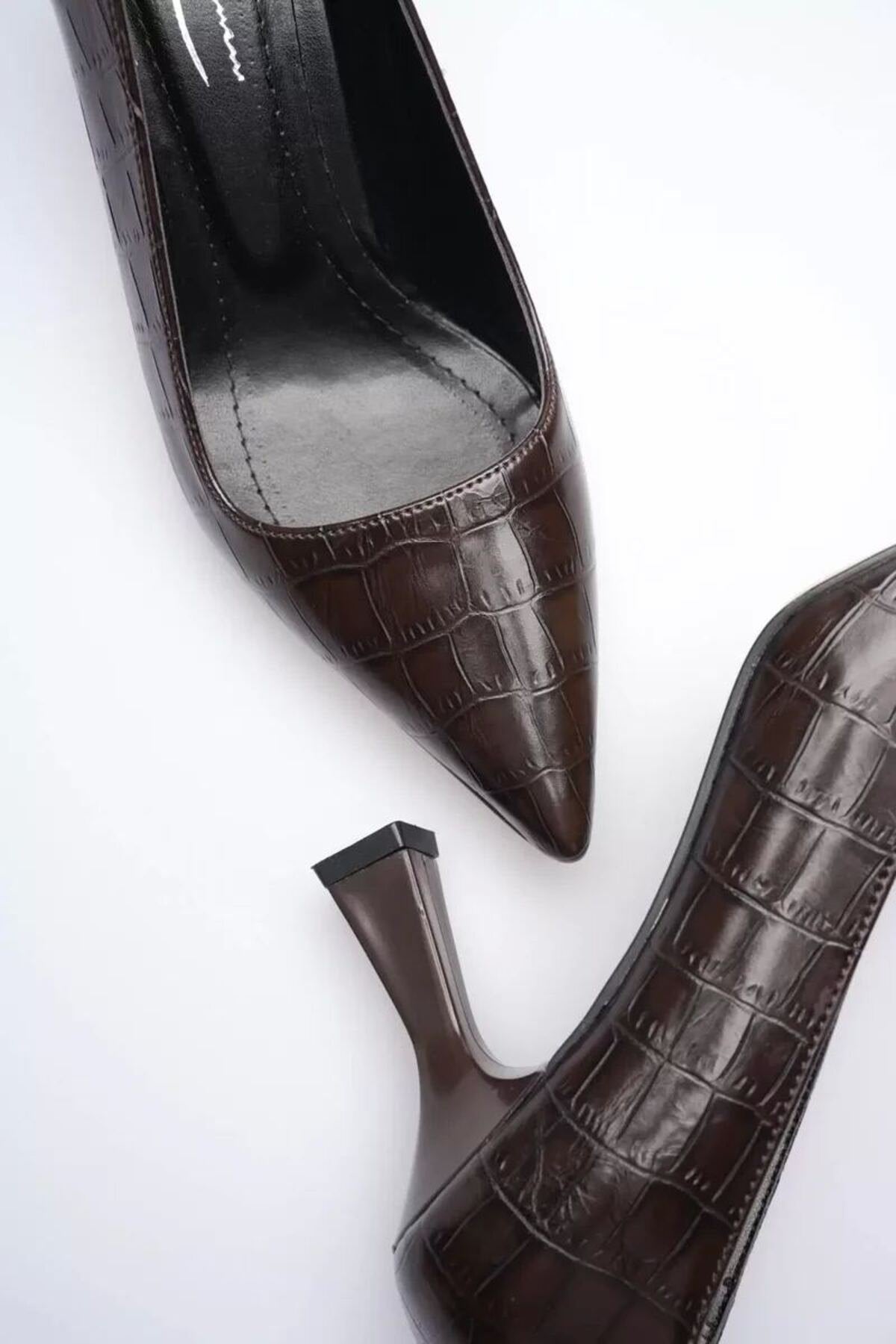 Siyah Topuklu Kadın Stiletto TR20MS02A